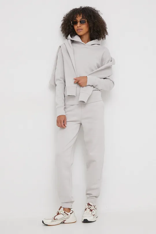 сірий Спортивні штани Calvin Klein