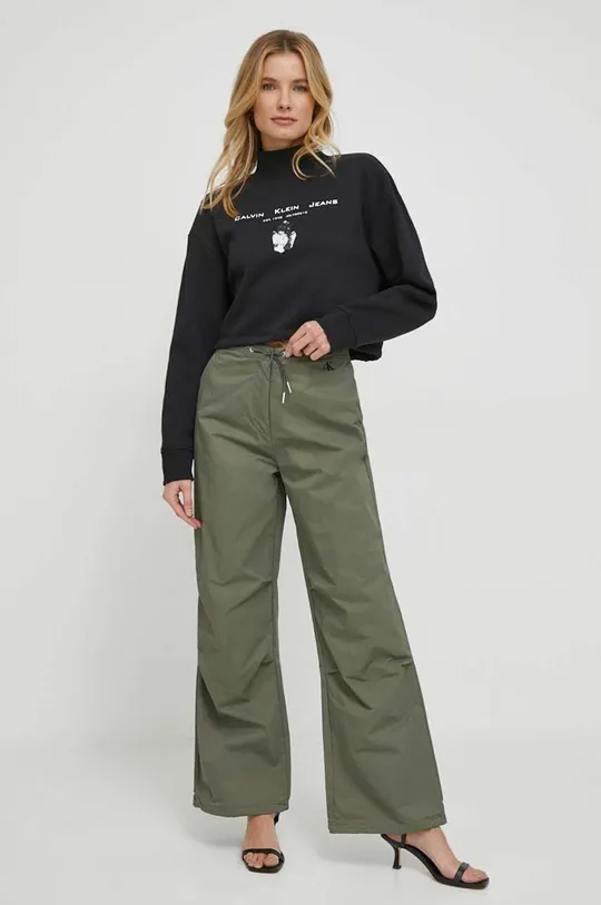 Nohavice Calvin Klein Jeans zelená