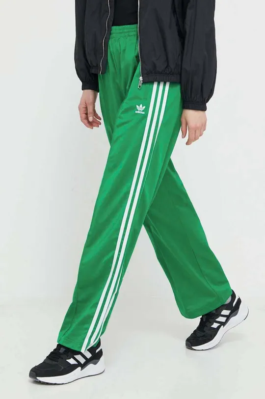 зелёный Спортивные штаны adidas Originals Firebird Loose Женский