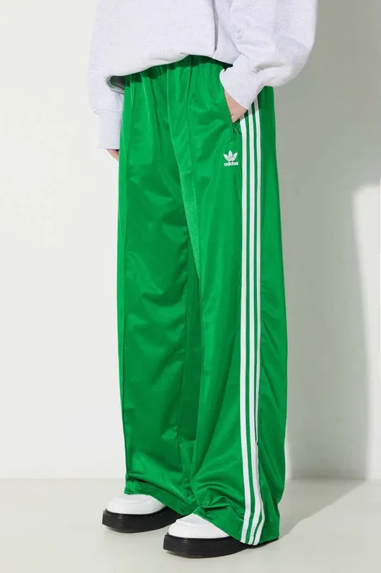 zielony adidas Originals spodnie dresowe Firebird Loose