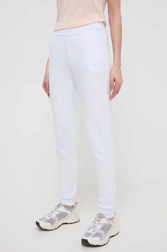 biały Armani Exchange spodnie dresowe bawełniane Damski