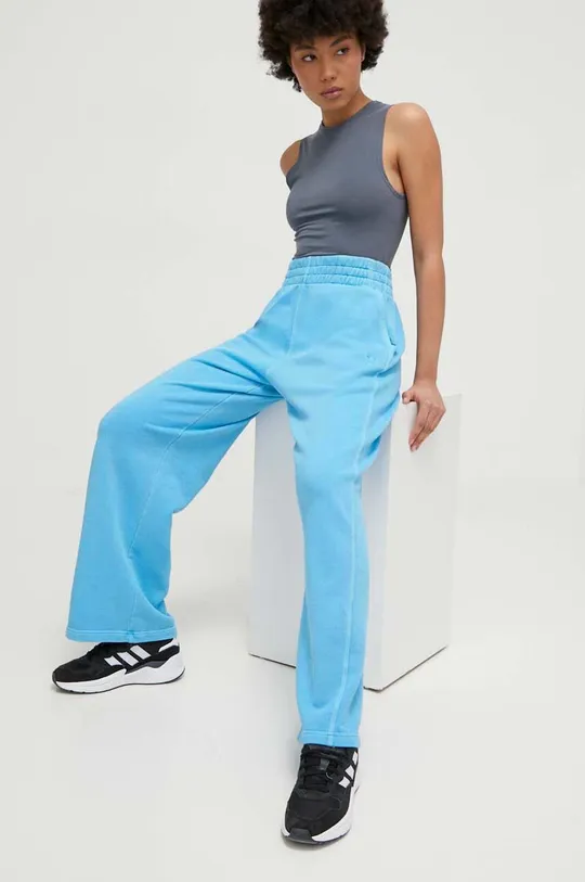 niebieski adidas Originals spodnie dresowe bawełniane Damski