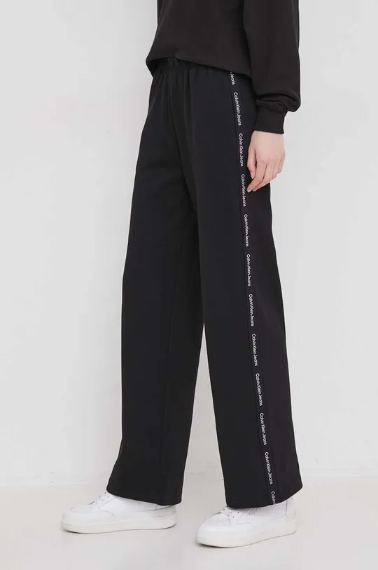 czarny Calvin Klein Jeans spodnie dresowe Damski