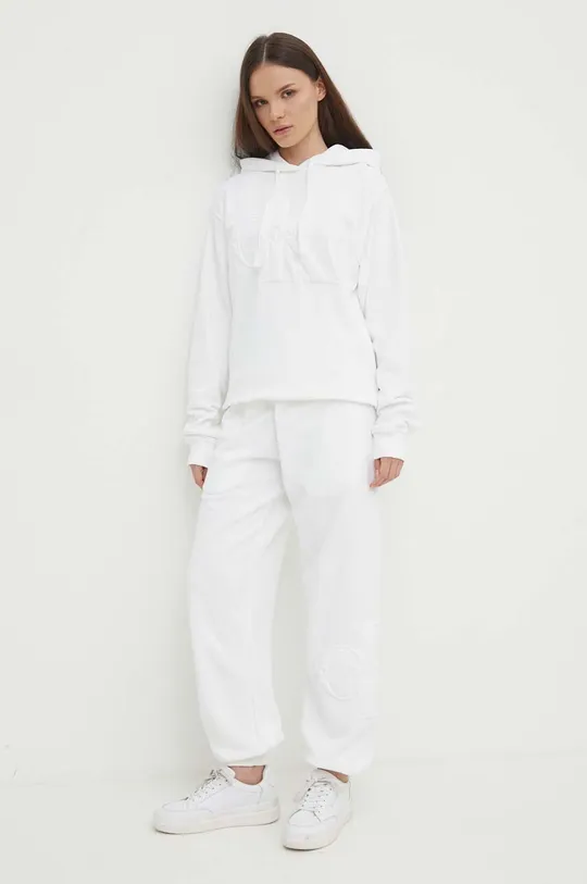 Παντελόνι φόρμας Calvin Klein Jeans λευκό