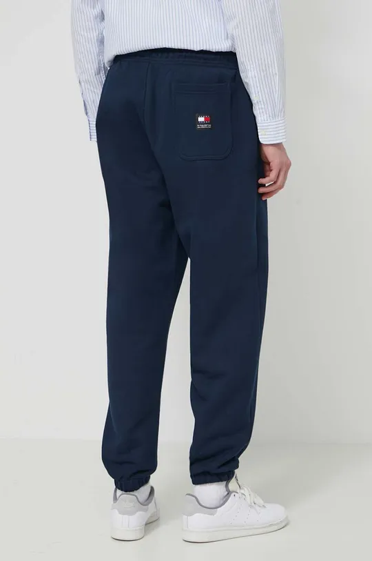 Tommy Jeans spodnie dresowe bawełniane granatowy