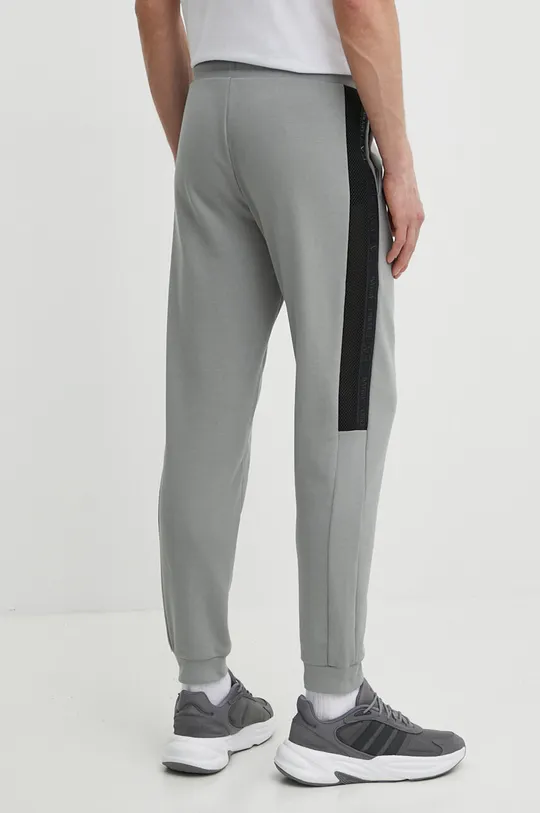 EA7 Emporio Armani spodnie dresowe bawełniane Materiał główny: 100 % Bawełna, Ściągacz: 96 % Bawełna, 4 % Elastan, Materiał dodatkowy: 100 % Poliester