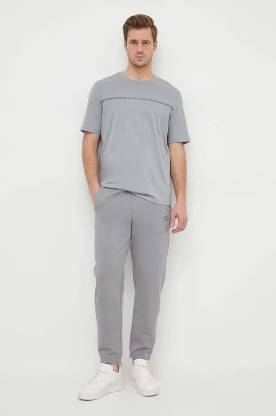 Бавовняні спортивні штани Armani Exchange сірий