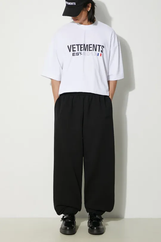 VETEMENTS pantaloni de trening Embroidered Logo negru