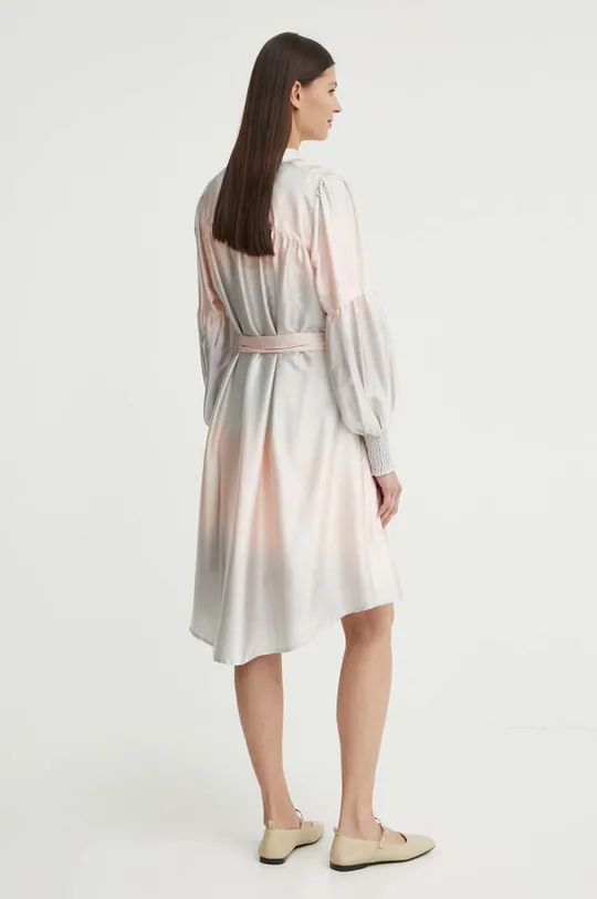 Φόρεμα Bruuns Bazaar FadingBBChalinas Κύριο υλικό: 100% Ανακυκλωμένος πολυεστέρας Φόδρα: 100% Βισκόζη