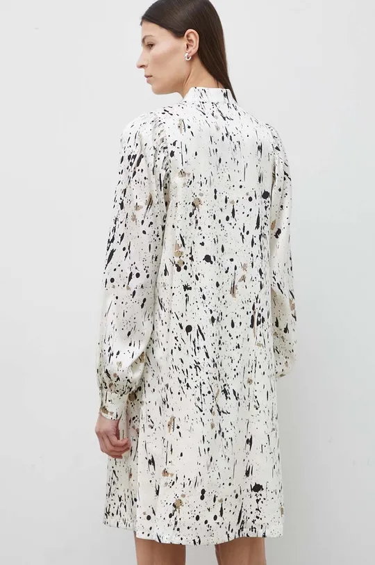 Šaty Bruuns Bazaar AcaciaBBPhila dress Základná látka: 100 % Recyklovaný polyester  Podšívka: 100 % Viskóza
