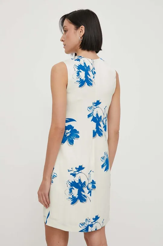 Платье Calvin Klein Основной материал: 100% Вискоза Подкладка: 100% Полиэстер