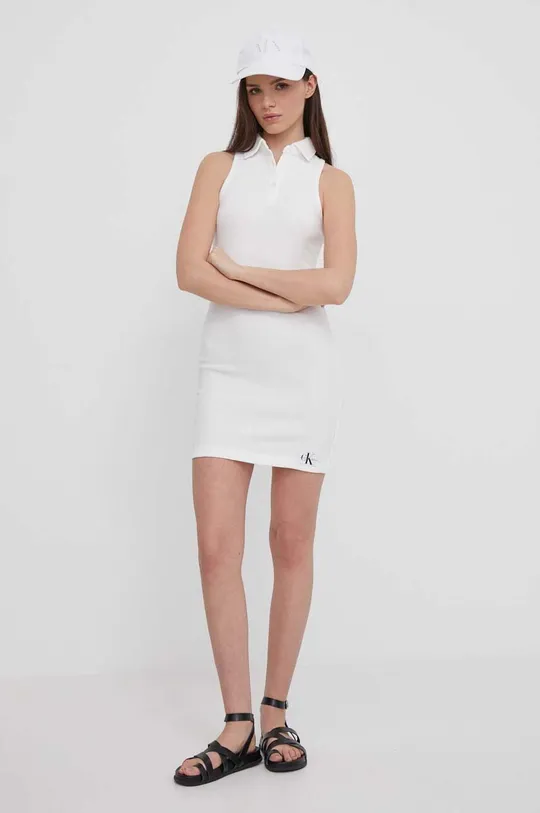 Βαμβακερό φόρεμα Calvin Klein Jeans λευκό