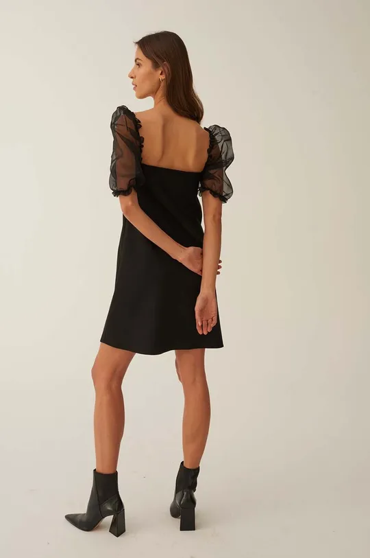 črna Obleka Undress Code In full Bloom Dress