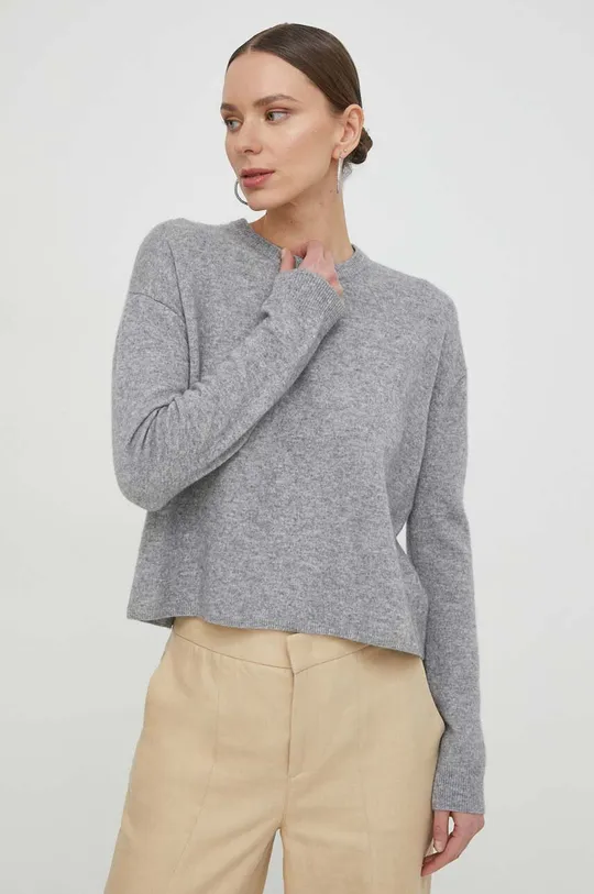 Vlnený sveter Custommade Trista sivá