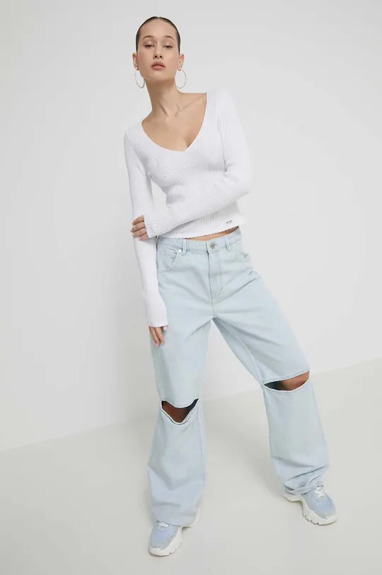 Bombažen pulover Moschino Jeans bela