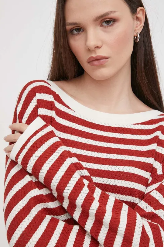 piros Sisley pulóver