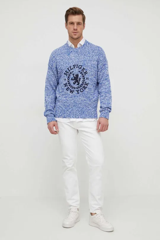 Bombažen pulover Tommy Hilfiger modra