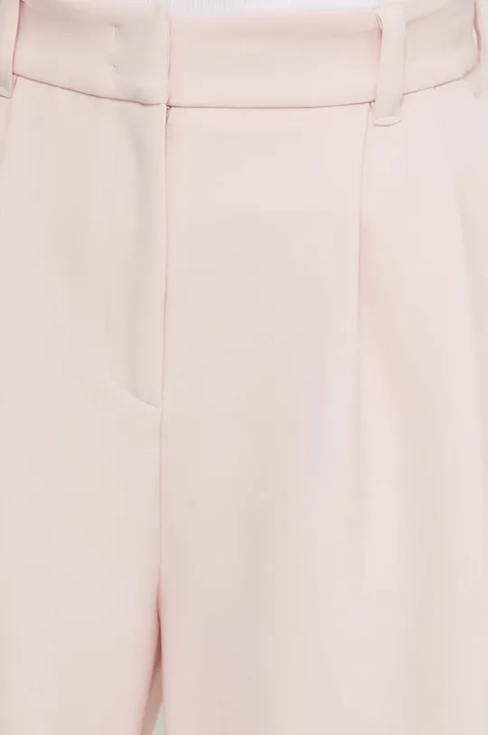 rózsaszín Chiara Ferragni rövidnadrág