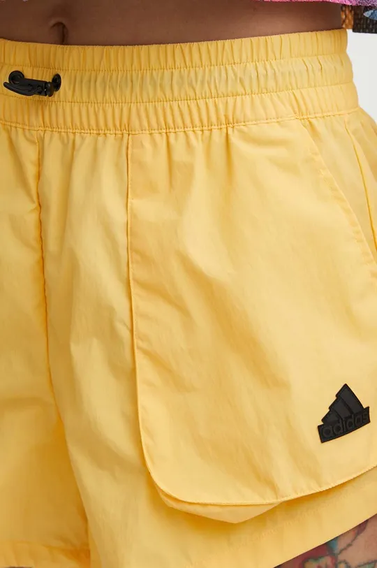żółty adidas szorty