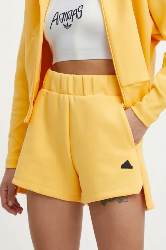 κίτρινο Σορτς adidas Z.N.E Γυναικεία