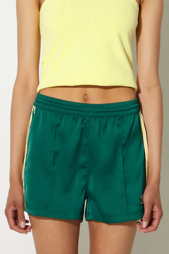 зелен Къс панталон adidas Originals