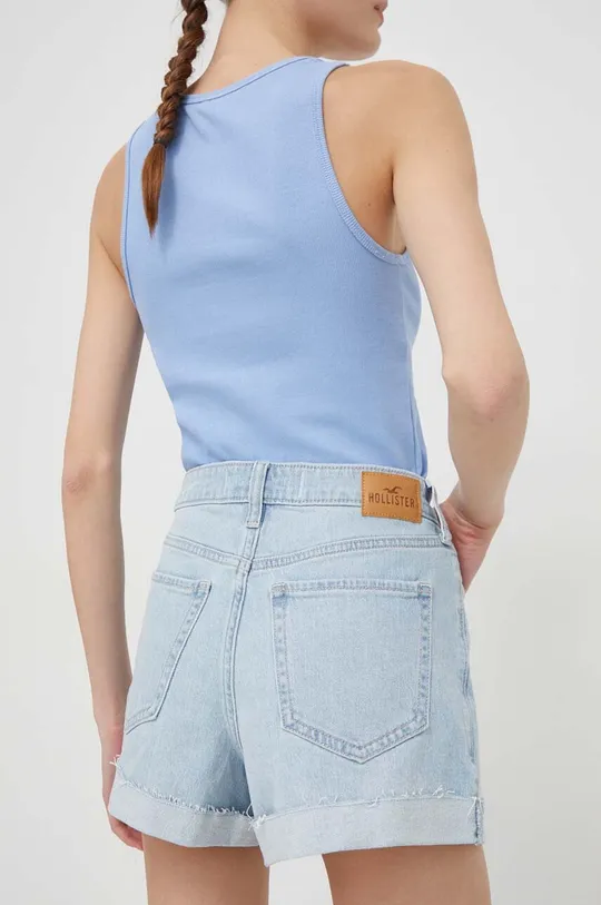 Jeans kratke hlače Hollister Co. Glavni material: 99 % Bombaž, 1 % Elastan Podloga žepa: 80 % Poliester, 20 % Bombaž