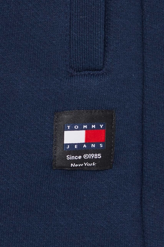 tmavomodrá Bavlnené šortky Tommy Jeans