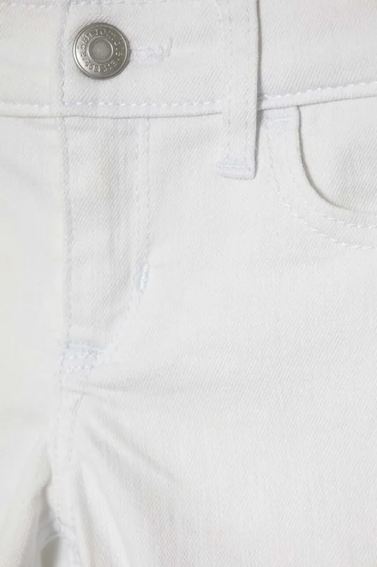 Dječje kratke hlače Abercrombie & Fitch Temeljni materijal: 65% Pamuk, 20% Modal, 14% Lyocell, 1% Elastan Drugi materijali: 80% Poliester, 20% Pamuk