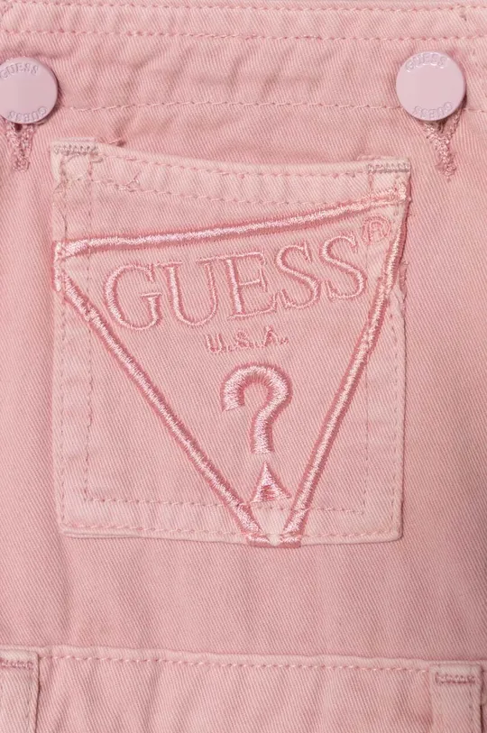 Detské riflové nohavice na traky Guess <p>100 % Bavlna</p>