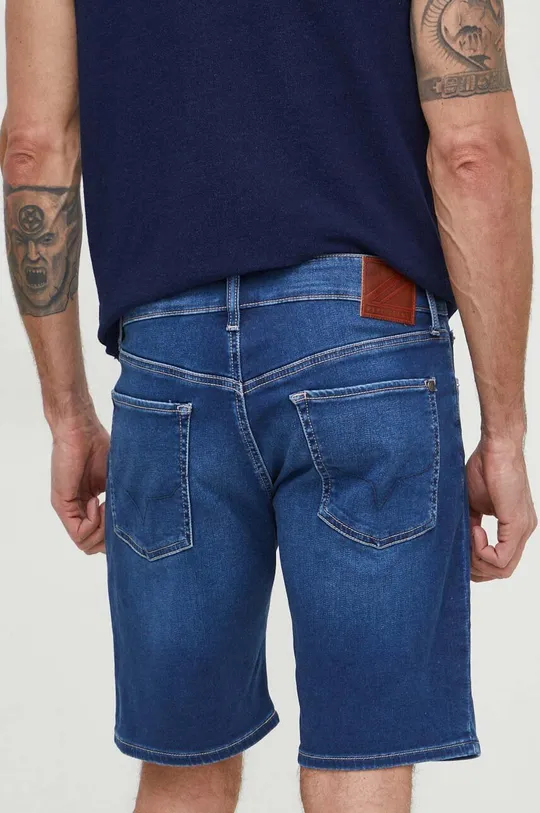 Rifľové krátke nohavice Pepe Jeans Základná látka: 98 % Bavlna, 2 % Elastan Podšívka vrecka: 65 % Polyester, 35 % Bavlna