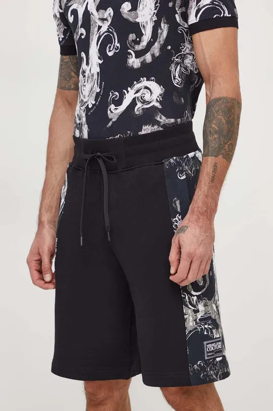 črna Bombažne kratke hlače Versace Jeans Couture Moški