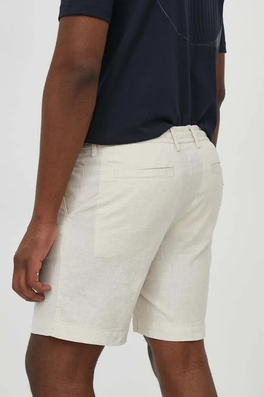 Kratke hlače s dodatkom lana BOSS Temeljni materijal: 56% Pamuk, 42% Lan, 2% Elastan Podstava džepova: 65% Poliester, 35% Pamuk