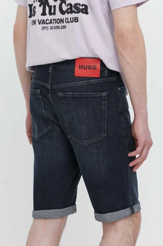 Pamučne kratke hlače HUGO Temeljni materijal: 94% Pamuk, 5% Reciklirani pamuk, 1% Elastan Podstava džepova: 100% Pamuk