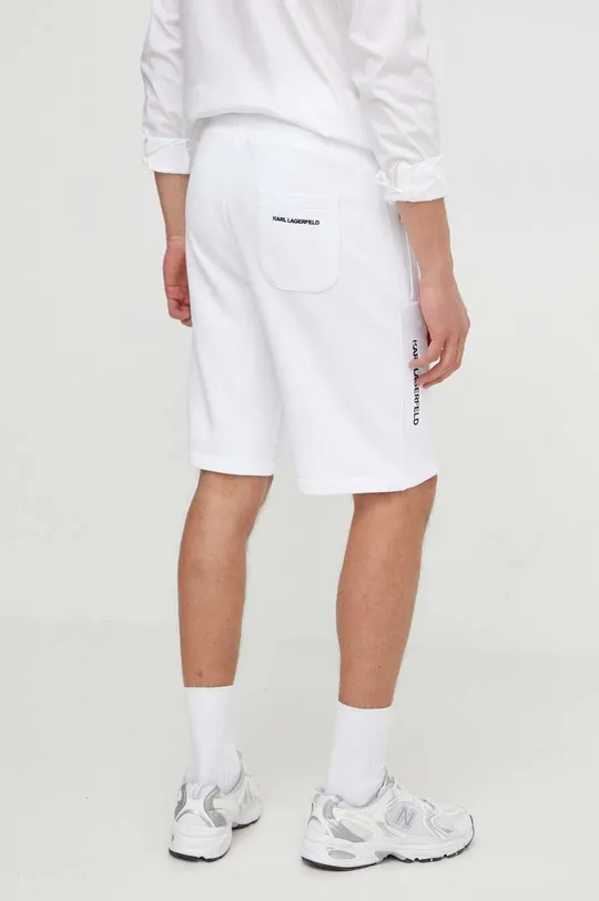Šortky Karl Lagerfeld Základná látka: 87 % Bavlna, 13 % Polyester Podšívka vrecka: 100 % Bavlna