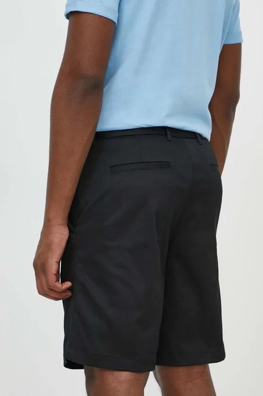 Kratke hlače Calvin Klein 72% Pamuk, 26% Poliester, 2% Elastan