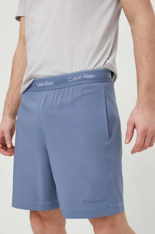modra Kratke hlače za vadbo Calvin Klein Performance Moški