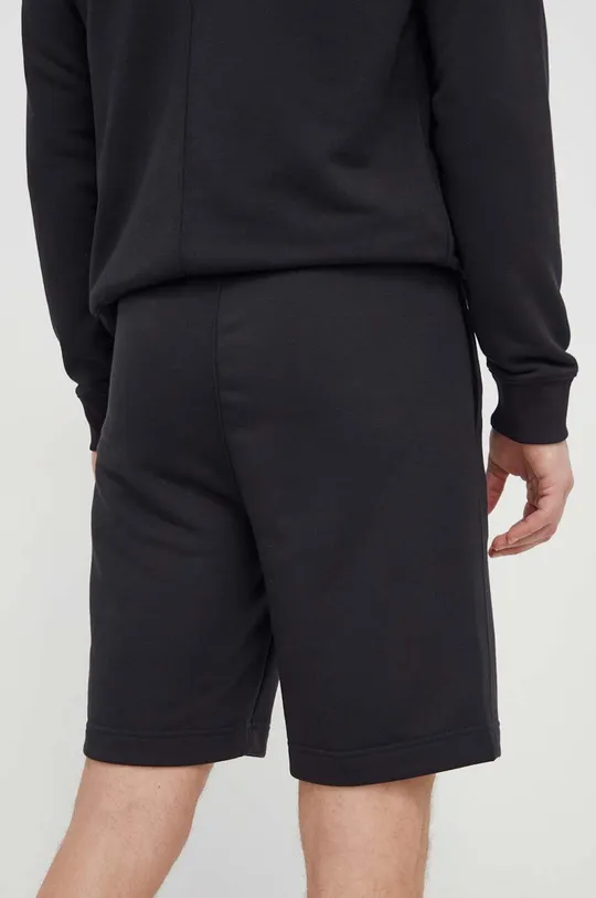 Tréningové šortky Calvin Klein Performance Hlavný materiál: 100 % Recyklovaný polyester  Elastická manžeta: 97 % Recyklovaný polyester, 3 % Elastan