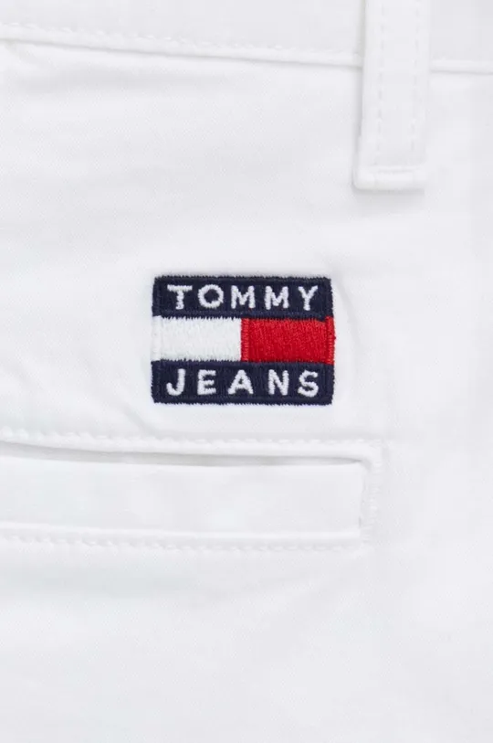 белый Шорты Tommy Jeans