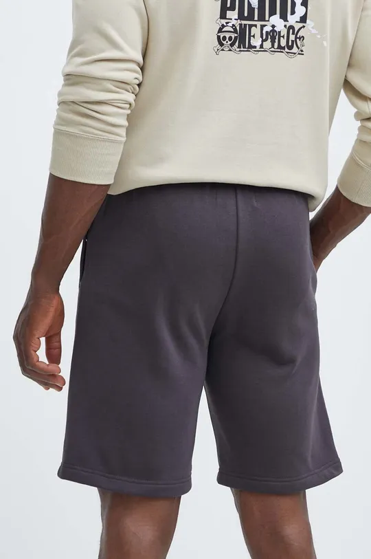 Champion pantaloncini Materiale principale: 79% Cotone, 21% Poliestere Altri materiali: 100% Cotone