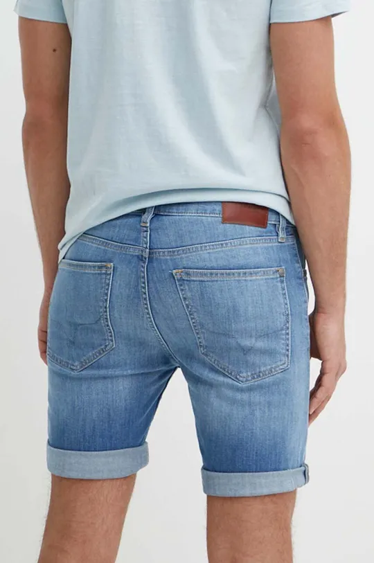Rifľové krátke nohavice Pepe Jeans SLIM SHORT Základná látka: 88 % Bavlna, 11 % Polyester, 1 % Elastan Podšívka vrecka: 65 % Polyester, 35 % Bavlna