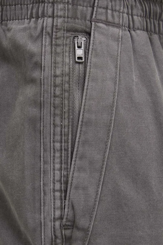 siva Bombažne kratke hlače Abercrombie & Fitch
