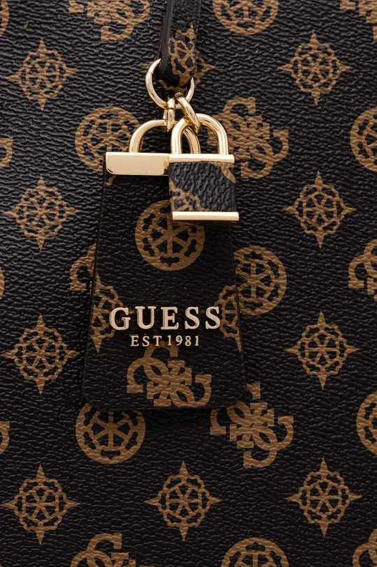 Сумочка Guess Основний матеріал: 100% PU Підкладка: 80% Поліестер, 20% Бавовна