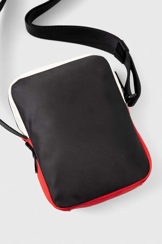 Malá taška HUGO Základná látka: 100 % Recyklovaný polyester Podšívka: 100 % Polyester Úprava : 100 % Polyamid