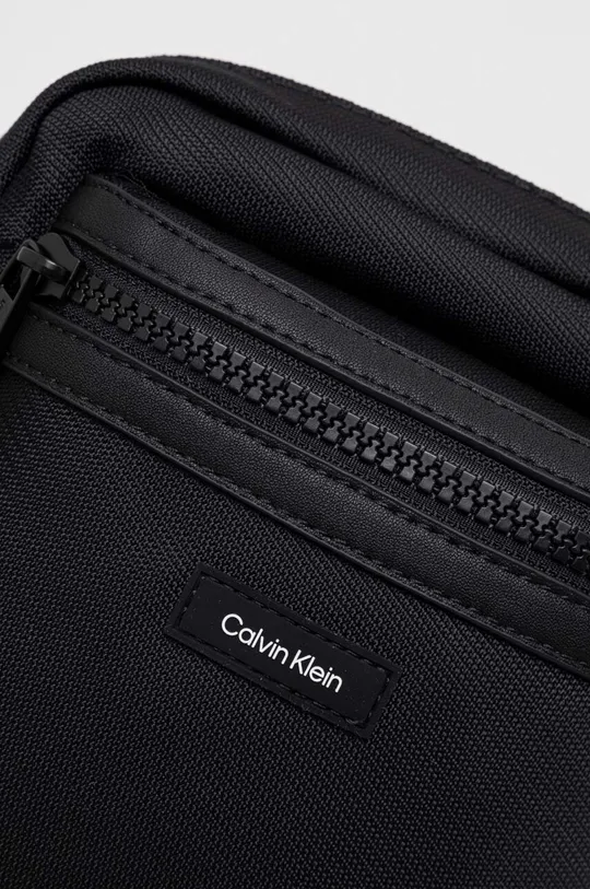 fekete Calvin Klein táska