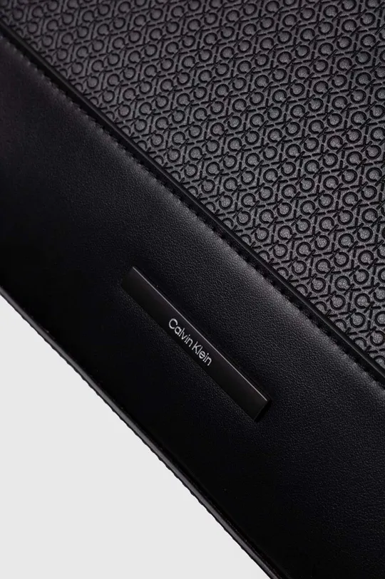 чёрный Чехол для ноутбука Calvin Klein