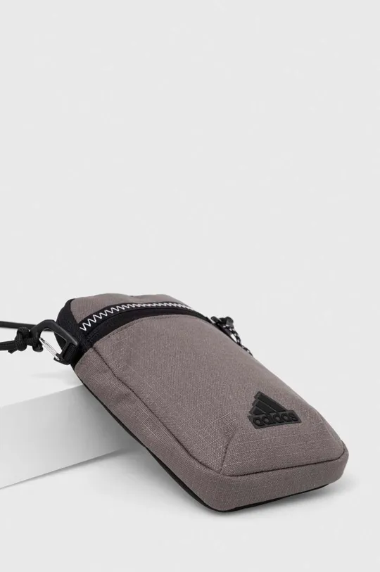 Malá taška adidas 100 % Recyklovaný polyester