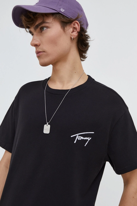 μαύρο Βαμβακερό μπλουζάκι Tommy Jeans Ανδρικά