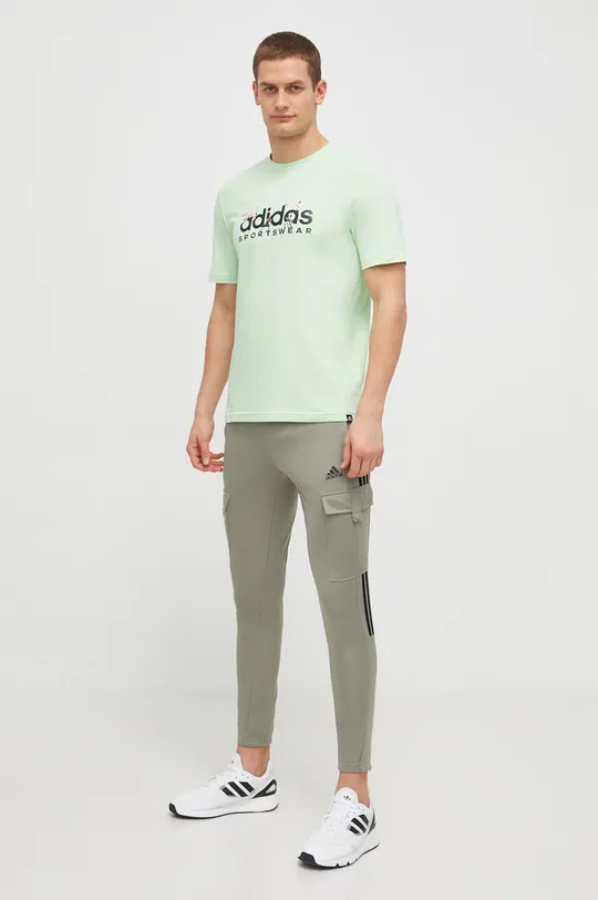 Бавовняна футболка adidas зелений