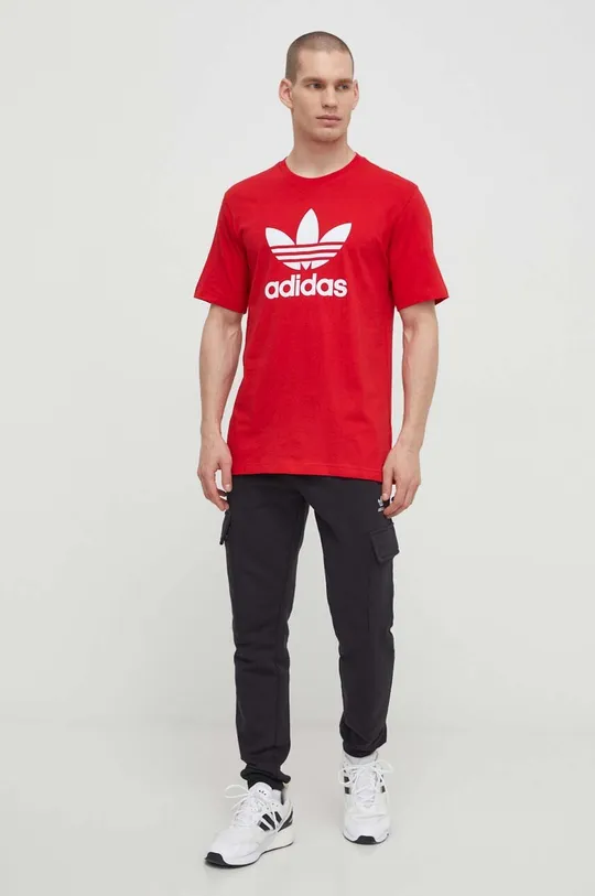 Βαμβακερό μπλουζάκι adidas Originals Trefoil κόκκινο