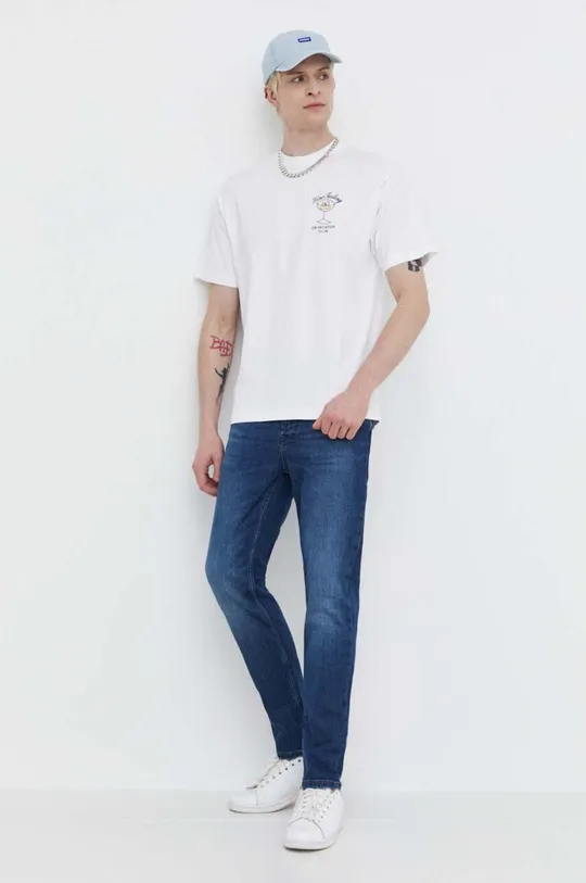 On Vacation t-shirt in cotone bianco